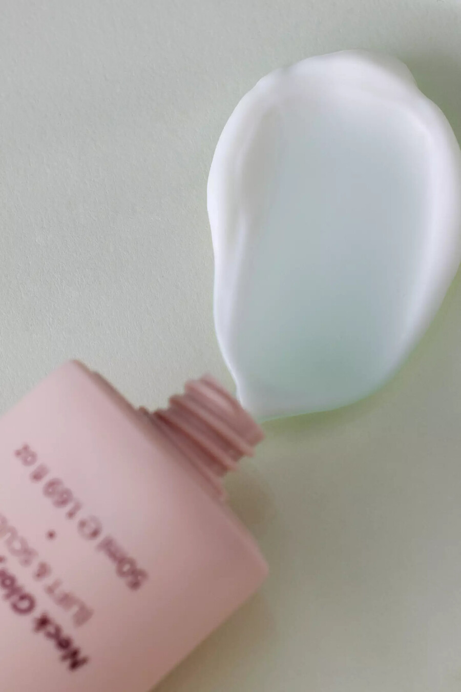 naydaya neck glory lift sculpt serum