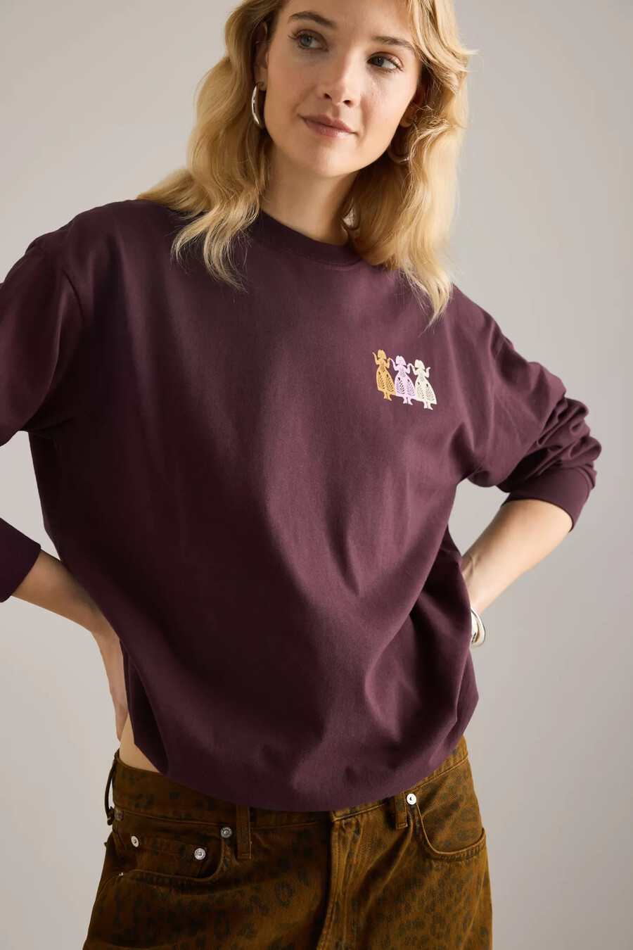 damson madder paper cut gals long-sleeve t-shirt