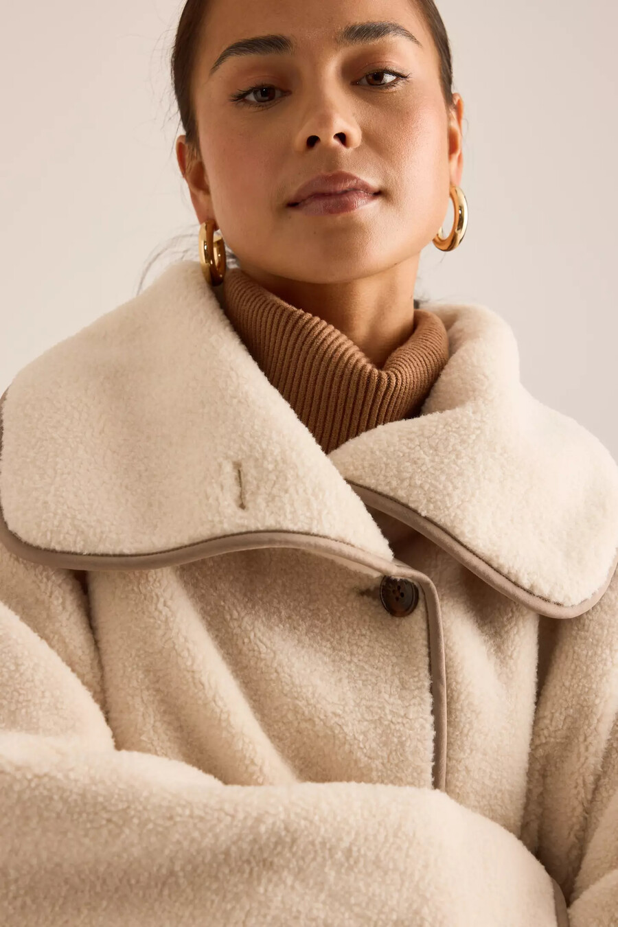 varley romane boxy sherpa jacket