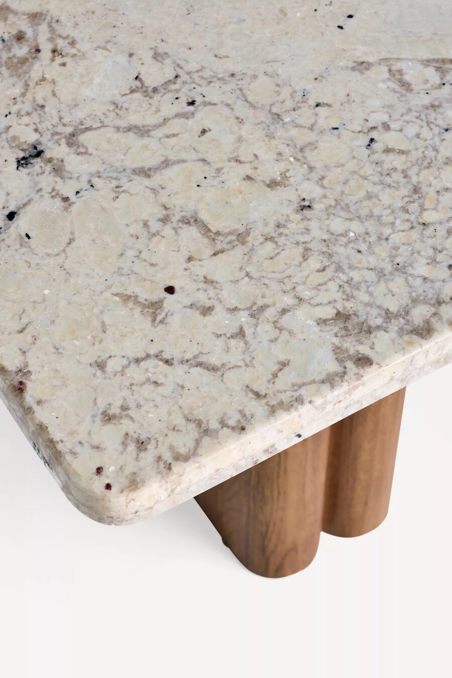 renata dining table