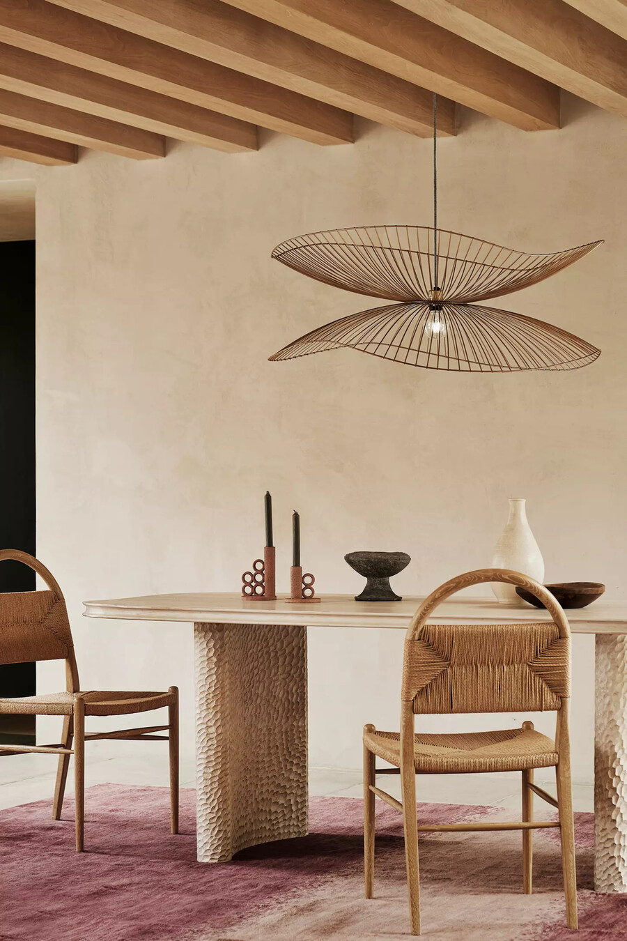 mari dining table
