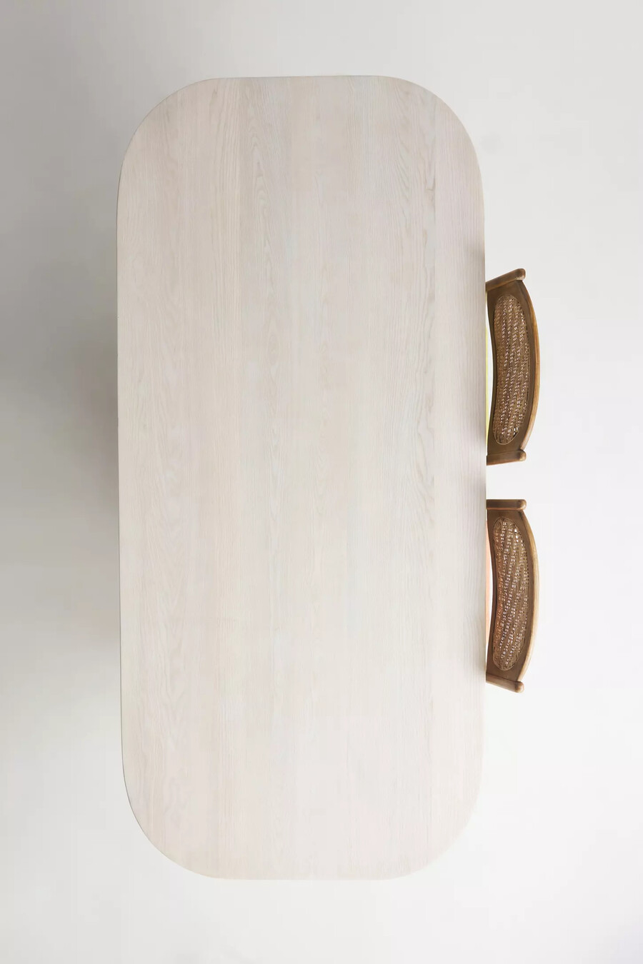 mari dining table