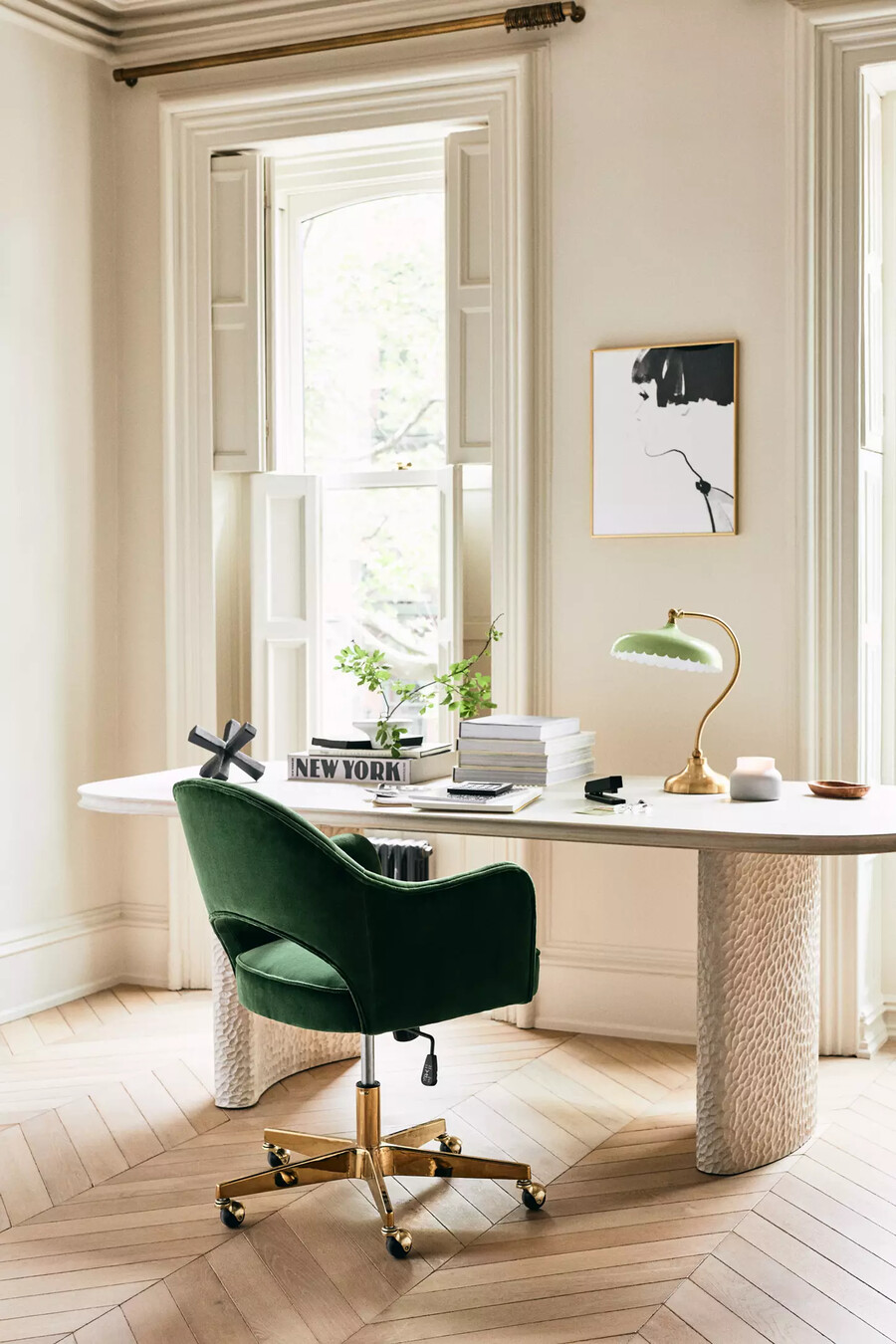 mari dining table