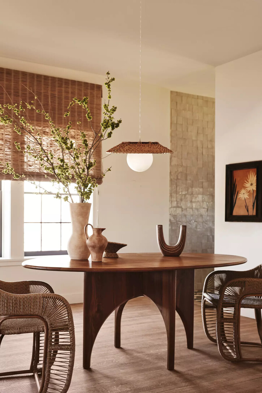 amelia dining table