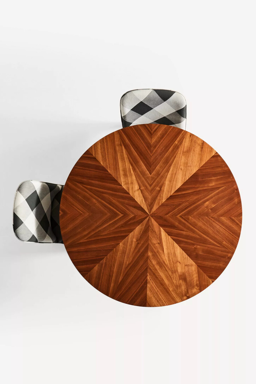 quillen dining table