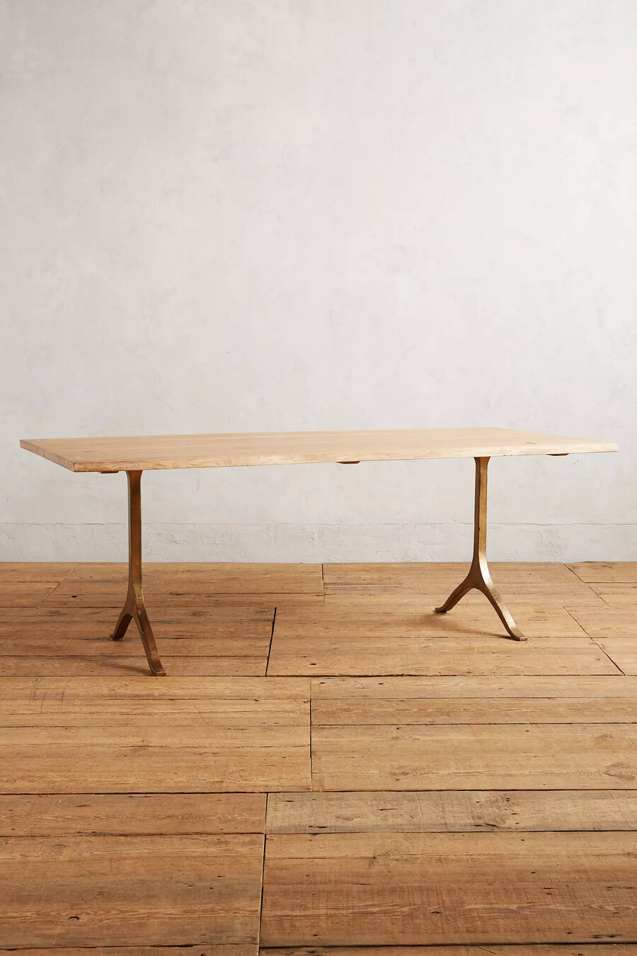 nemus dining table