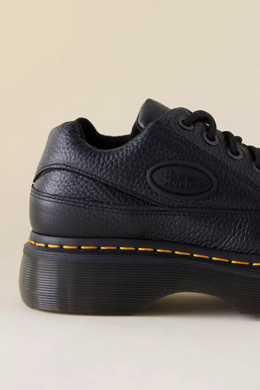 dr. martens buzz 5-eye shoes