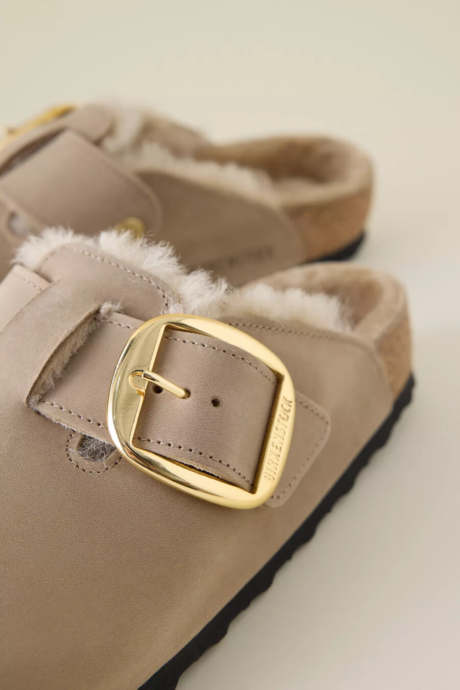 birkenstock boston big buckle shearling clogs