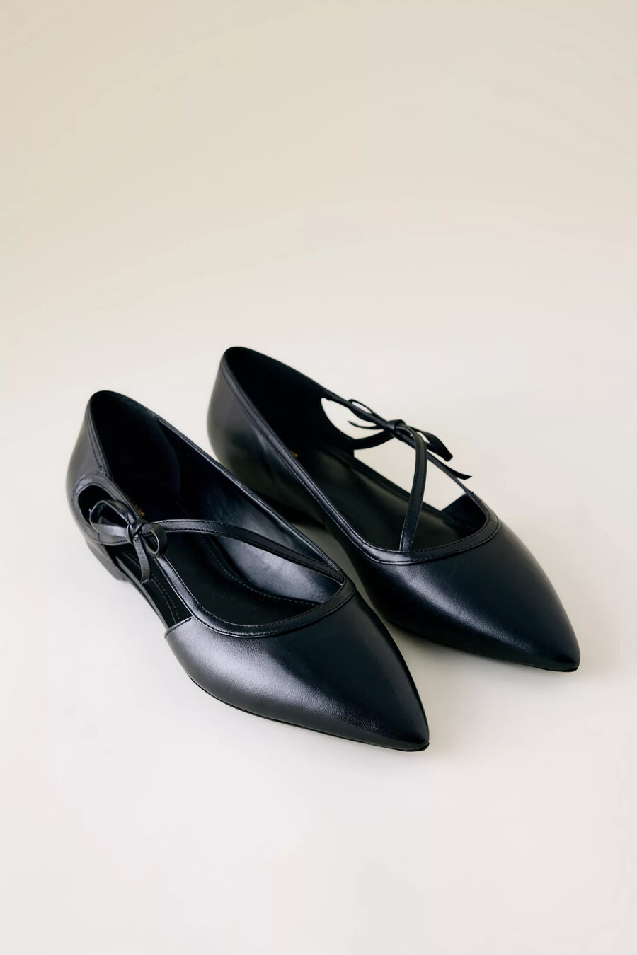 by anthropologie bow point mary janes