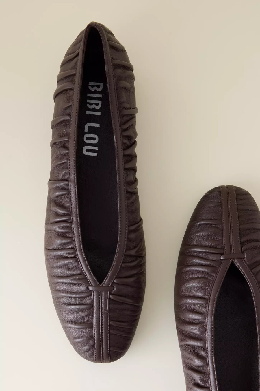 bibi lou carmin flat pumps