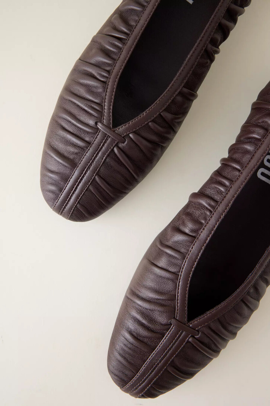 bibi lou carmin flat pumps