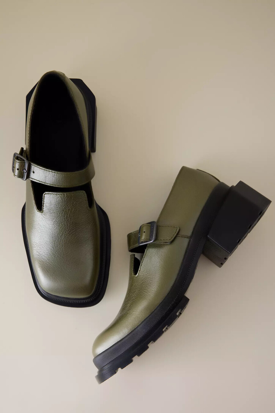 dr. martens maybole mary jane leather shoes