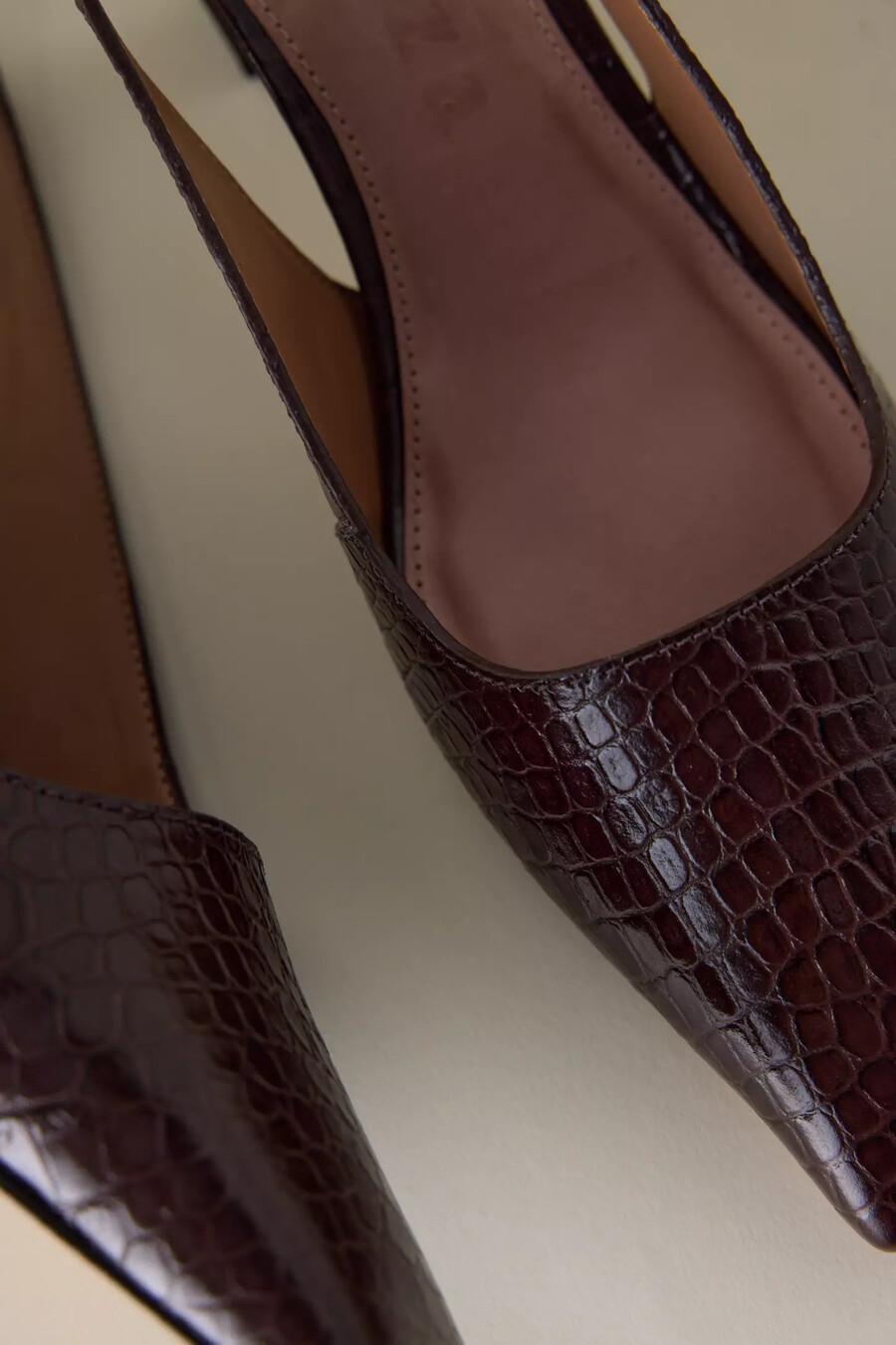 vicenza square-toe slingback heels