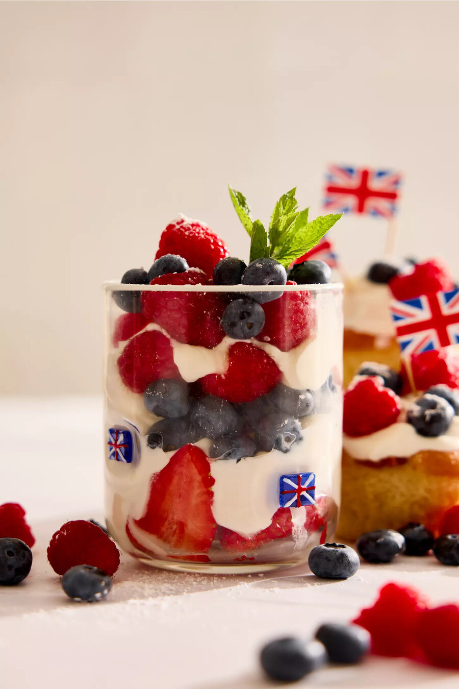 the icon juice glass great britain edition