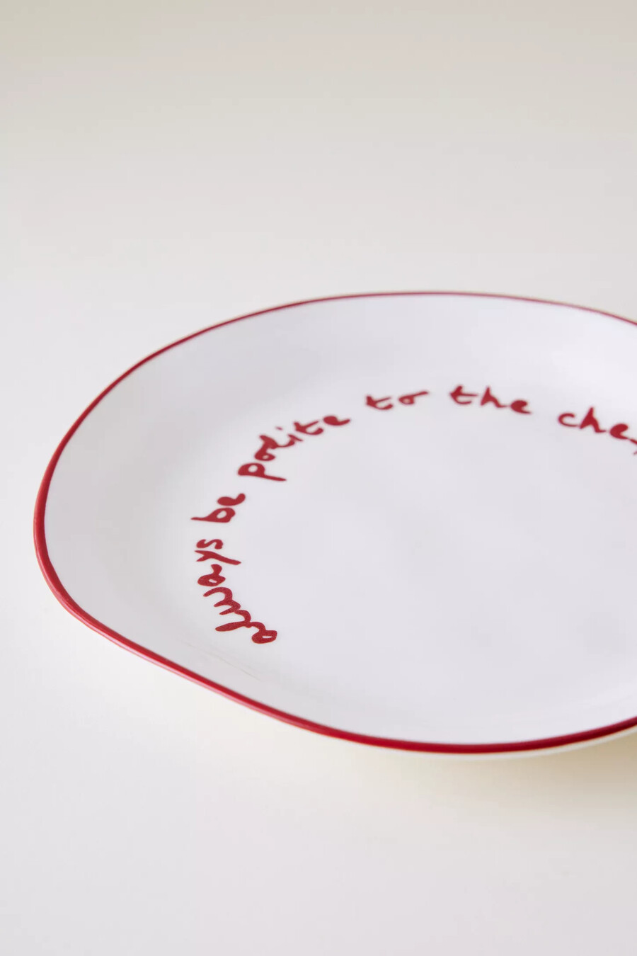 maegen statement plate