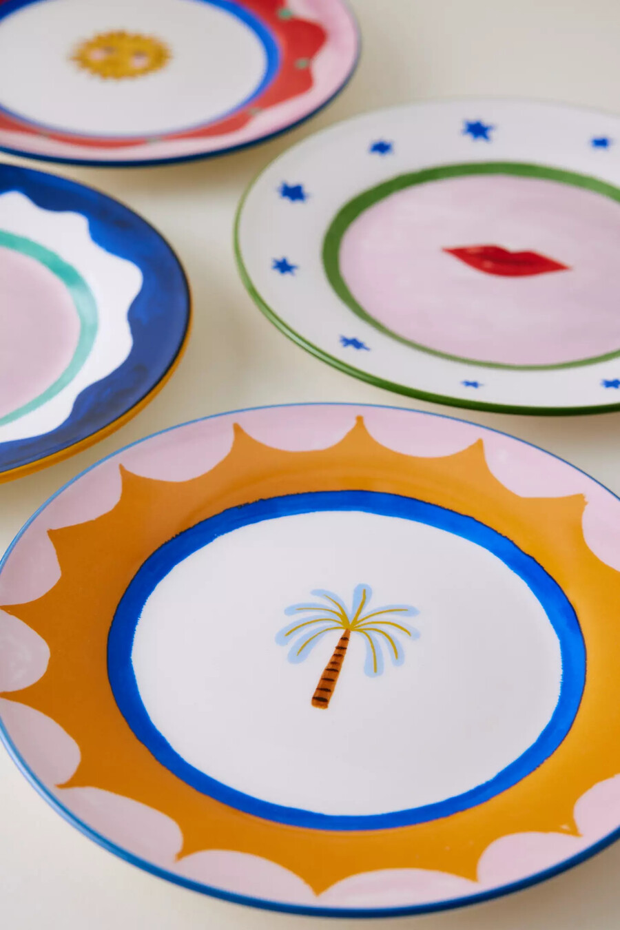 eleanor bowmer icon cake plates set of 4