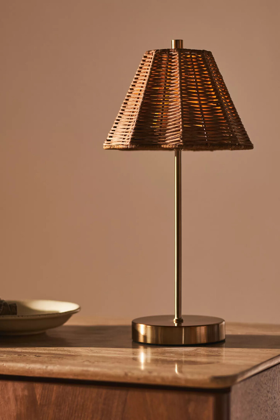 sutton rechargeable table lamp