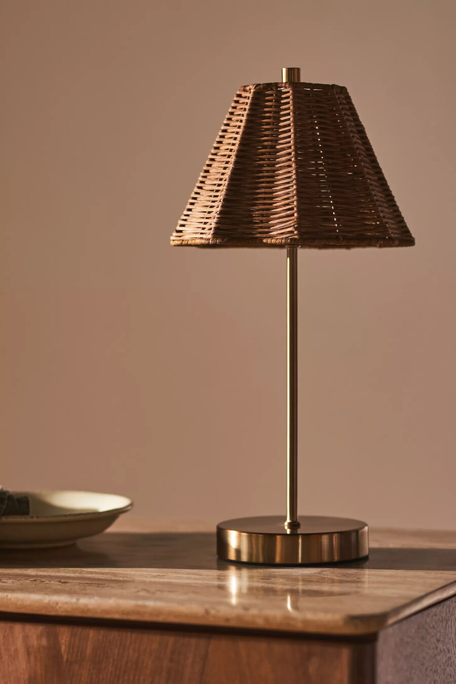 sutton rechargeable table lamp