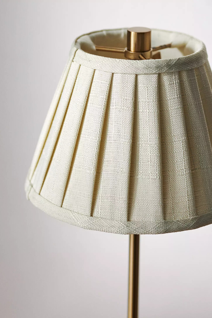 gold rechargeable table lamp