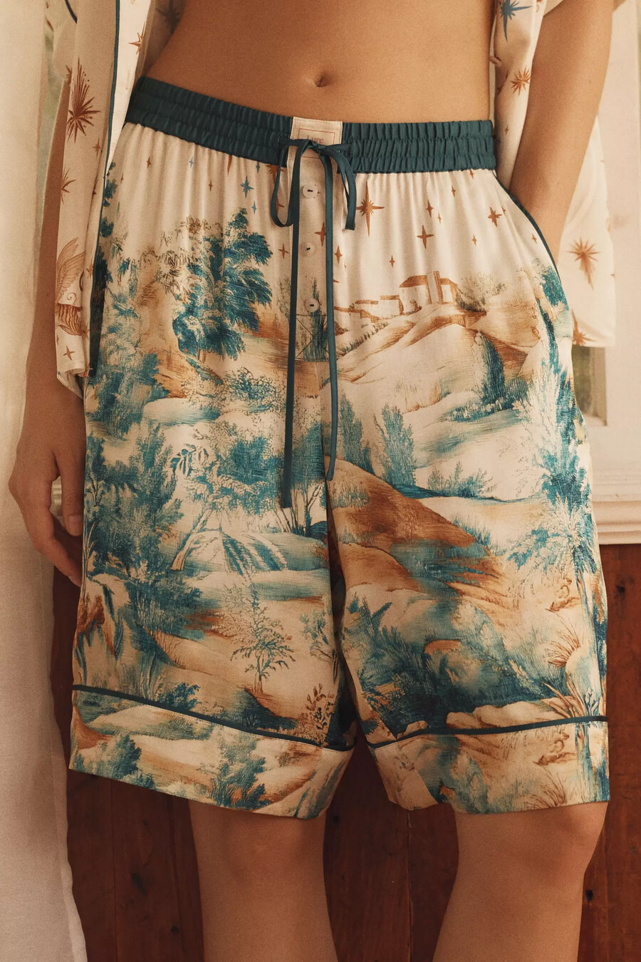 lyrebird silky bermuda shorts