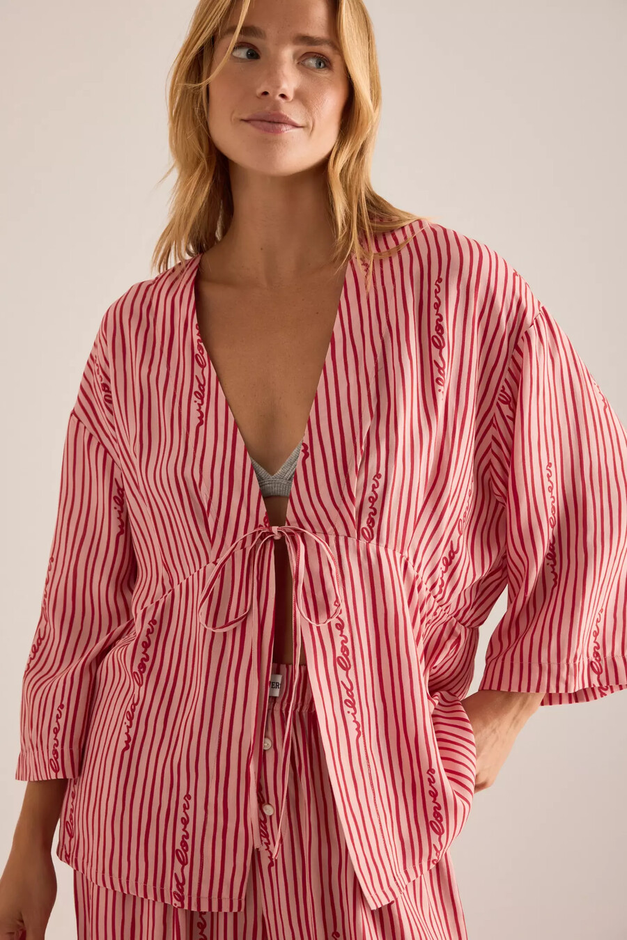 wild lovers flor kimono