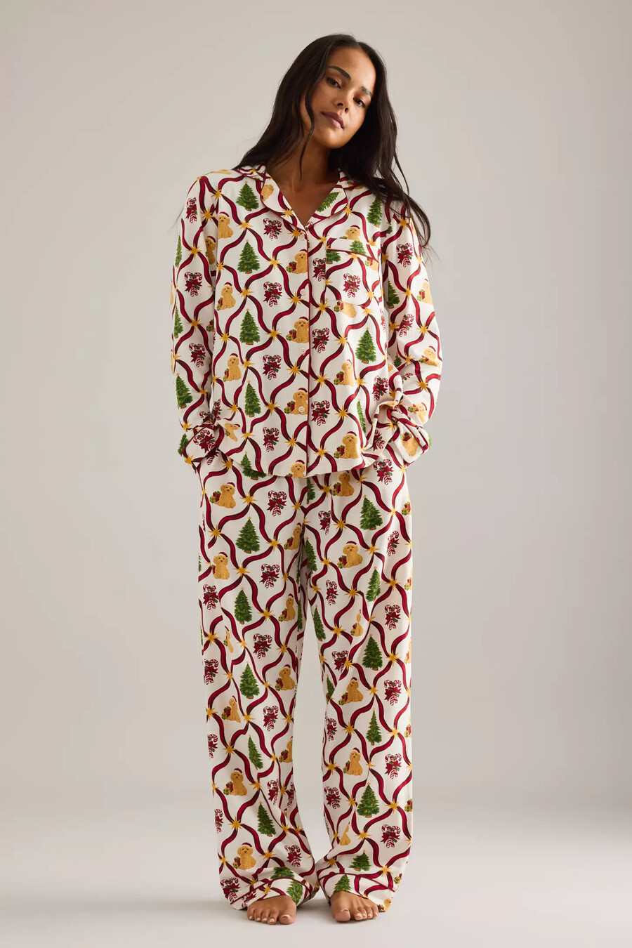 chelsea peers christmas dogs long pyjama set
