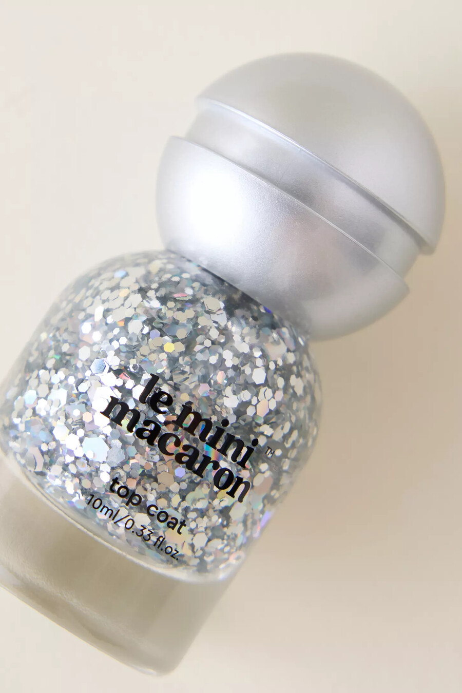 le mini macaron top coat nail polish