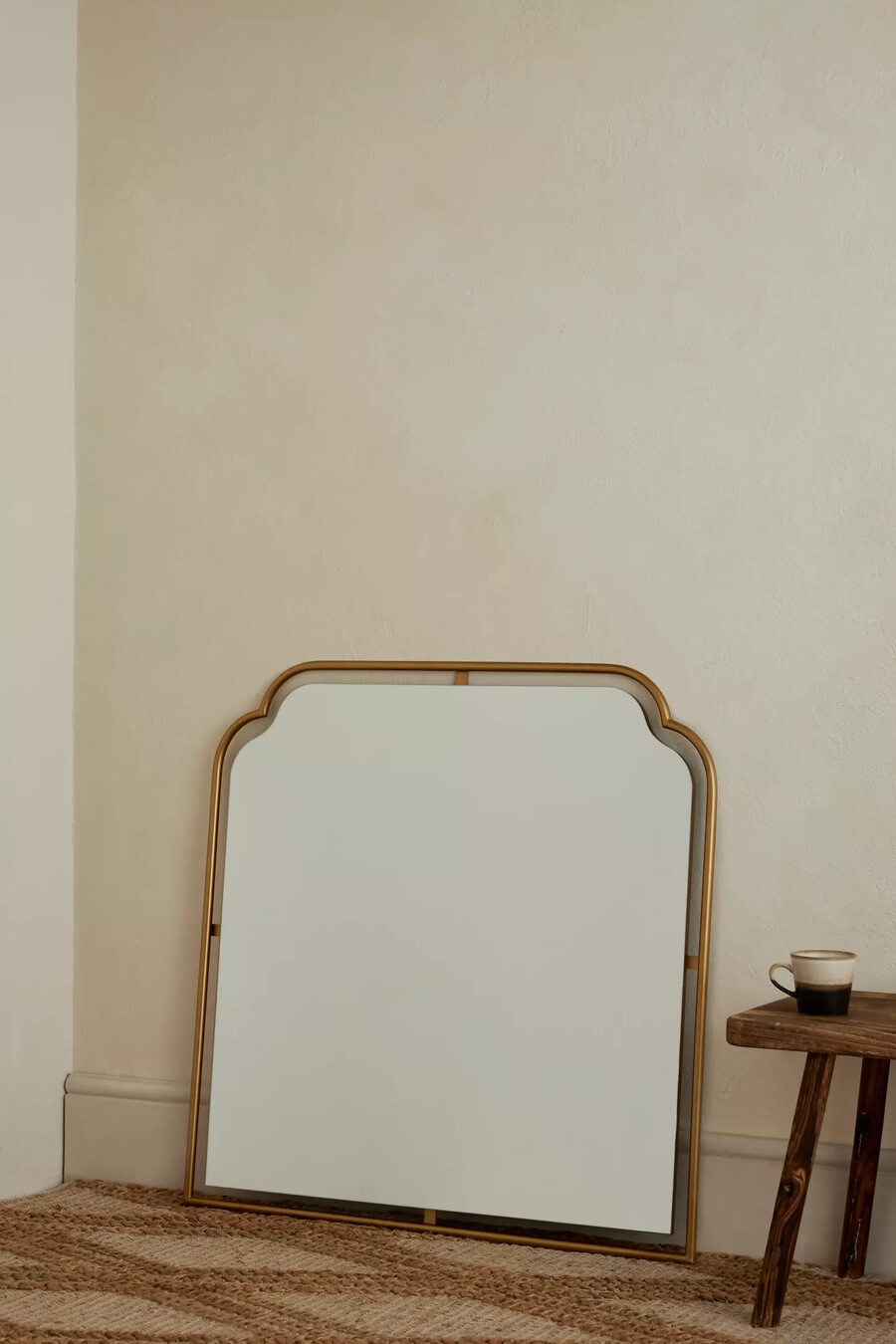sebastian mantle mirror