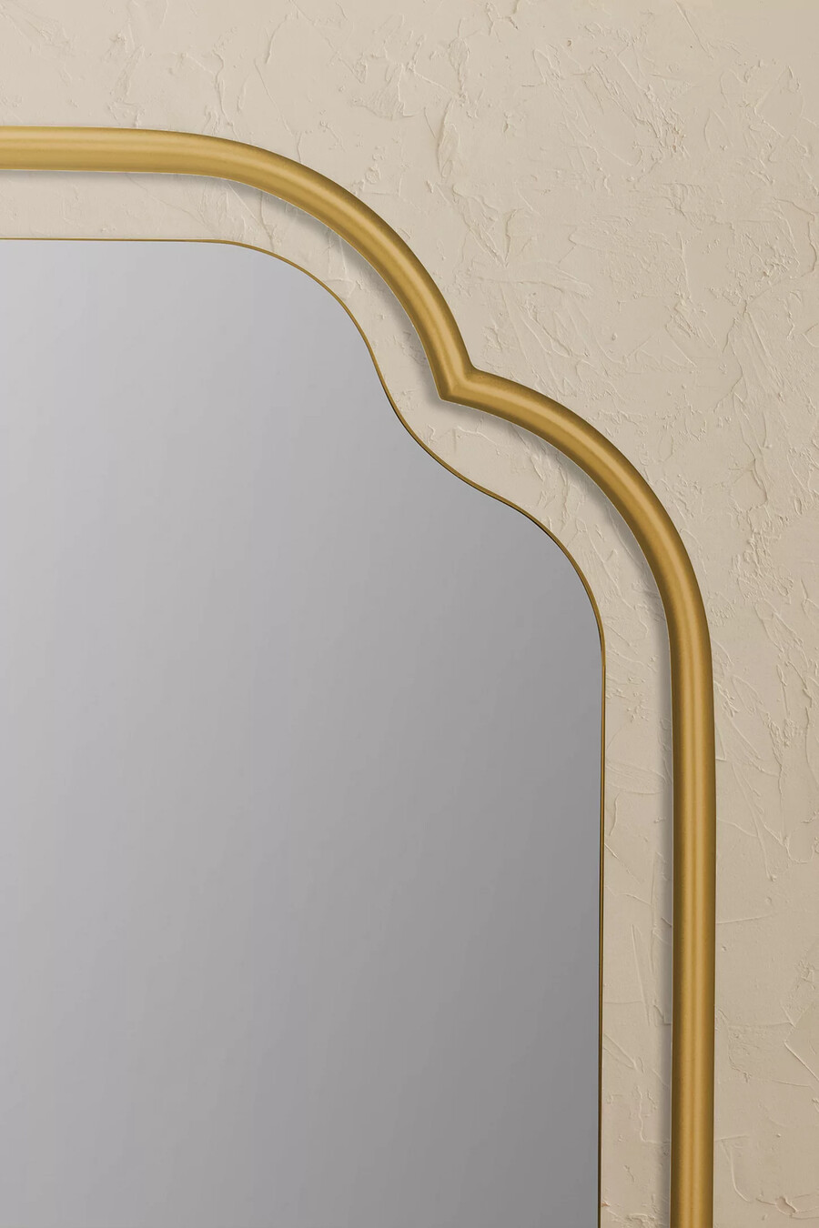 sebastian mantle mirror