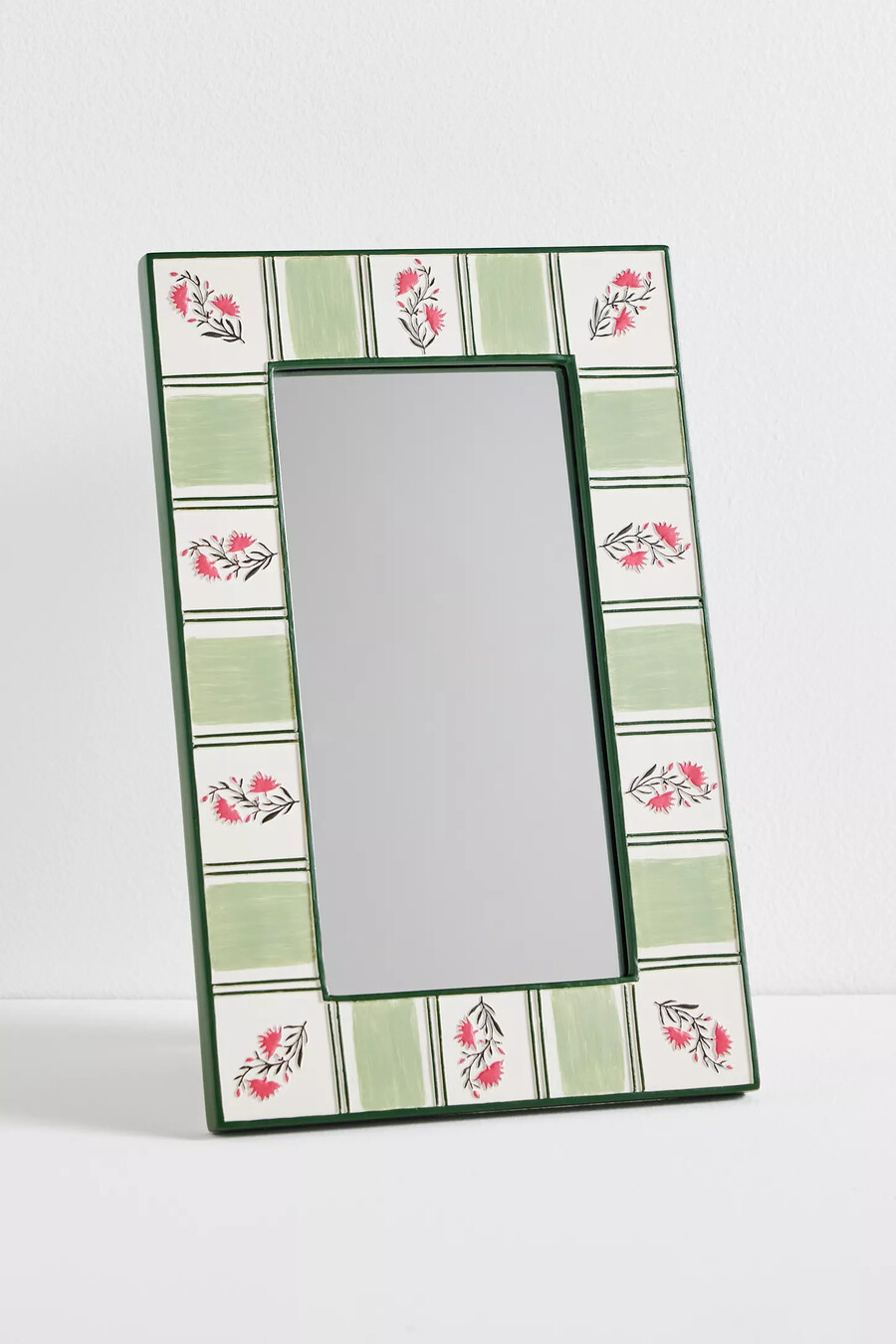 auban petite gallery mirror