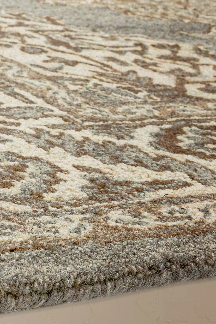 bronte hand-tufted natural beige wool persian rug