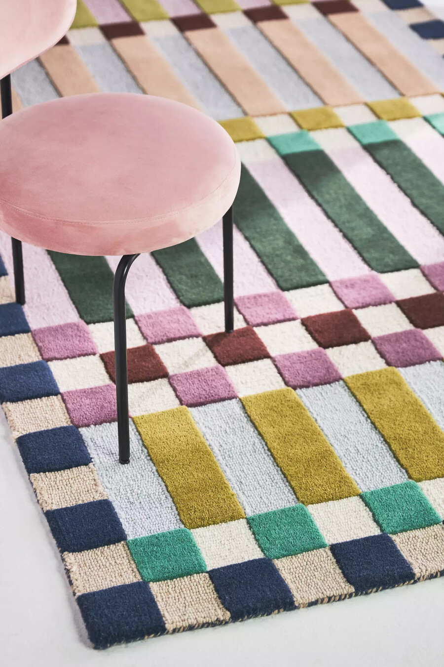 hand-tufted hoxton rug