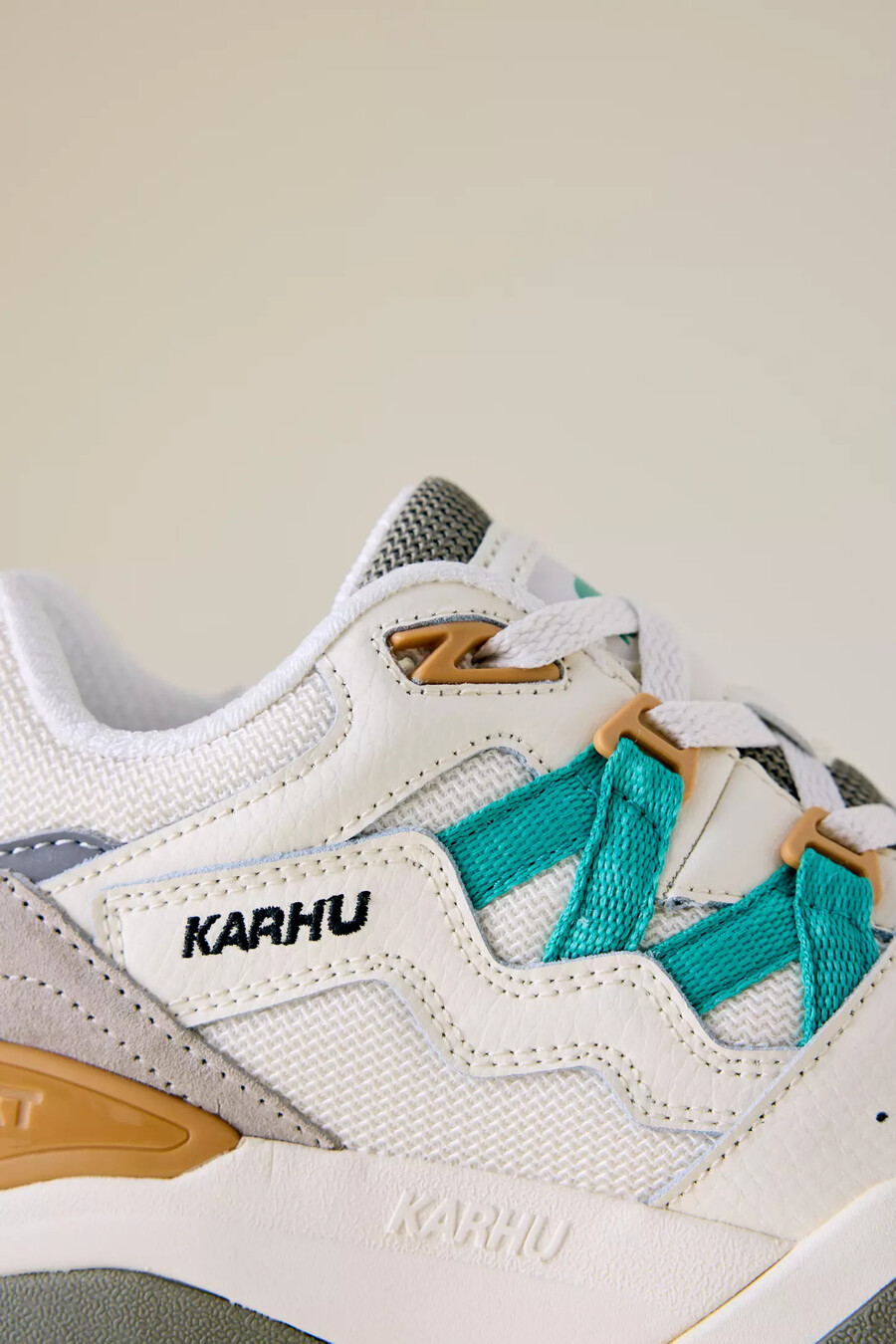karhu fusion xt trainers