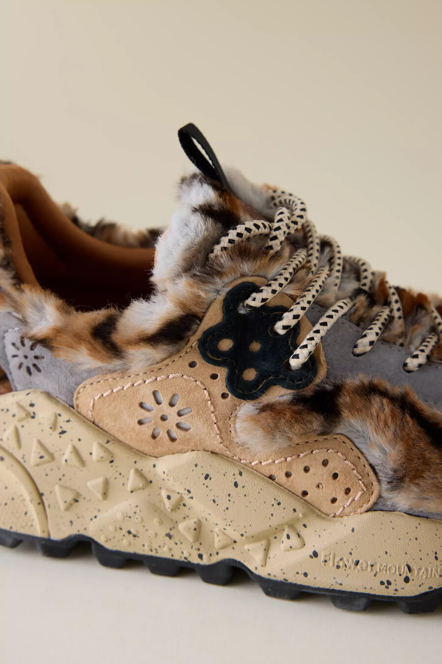 flower mountain yamano 3 trainers