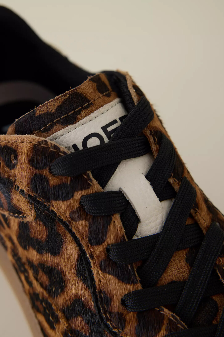 hoff alley trainers