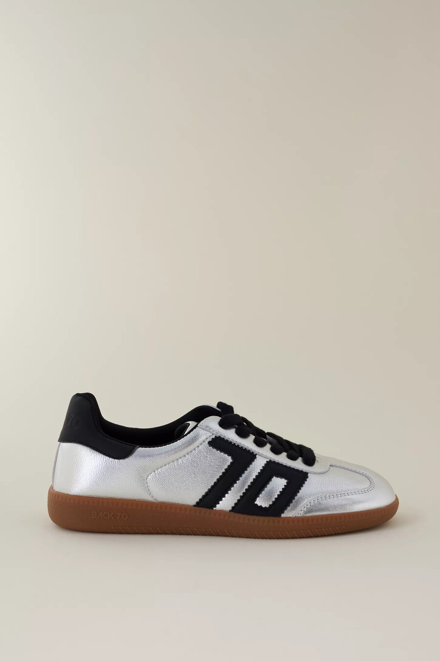 back 70 silver cloud trainers