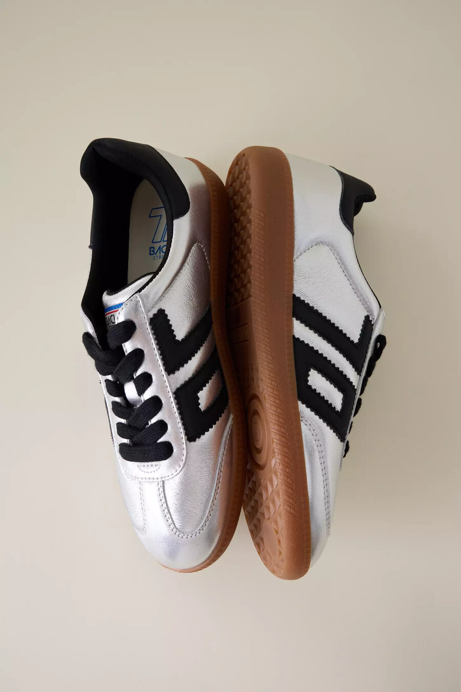 back 70 silver cloud trainers