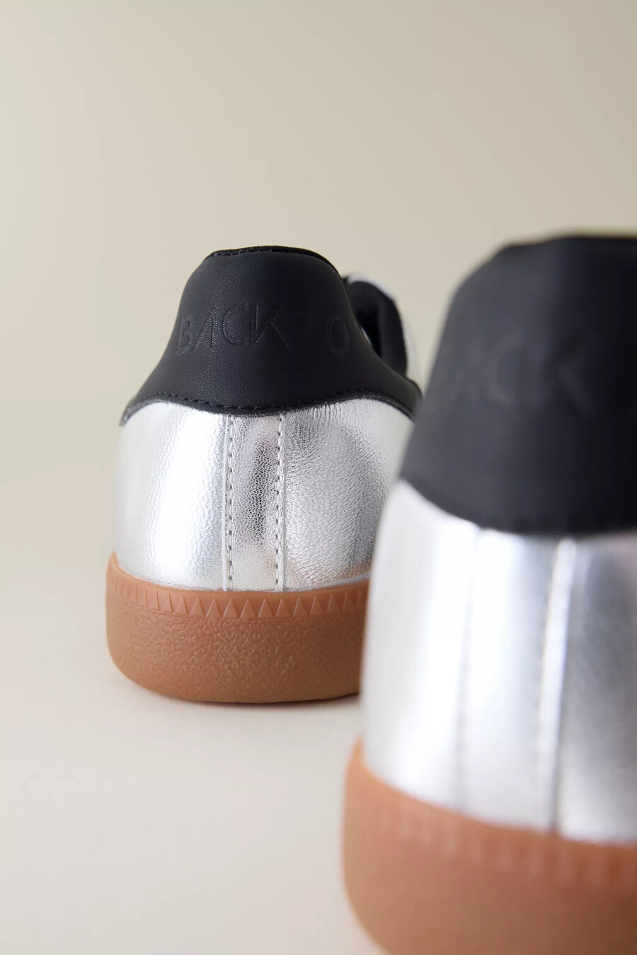 back 70 silver cloud trainers
