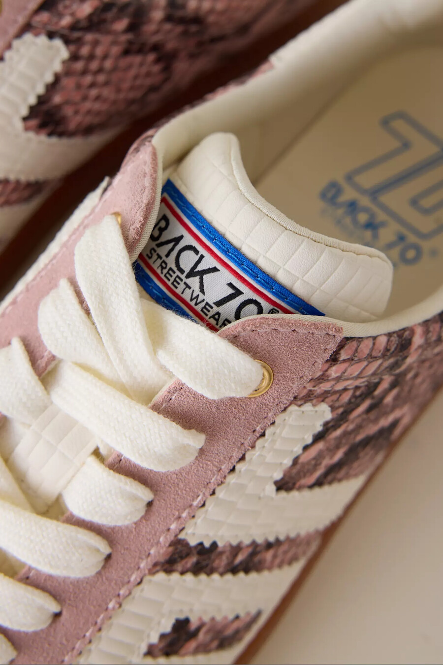 back 70 cloud snake print trainers