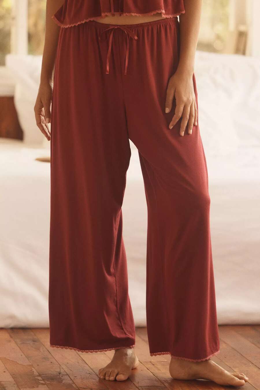 the briar lace-trim trousers