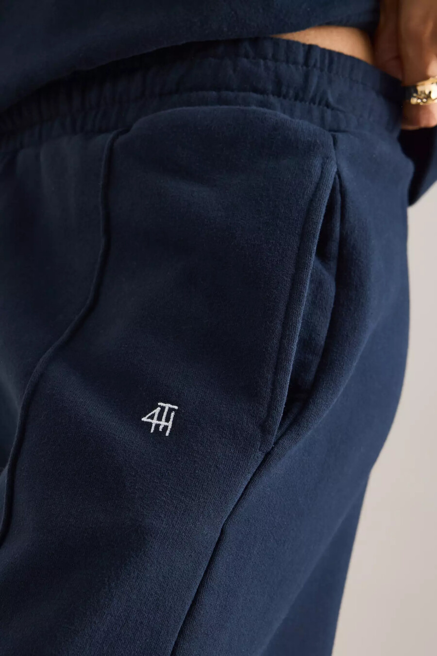 4th reckless fergie wide-leg pintuck joggers