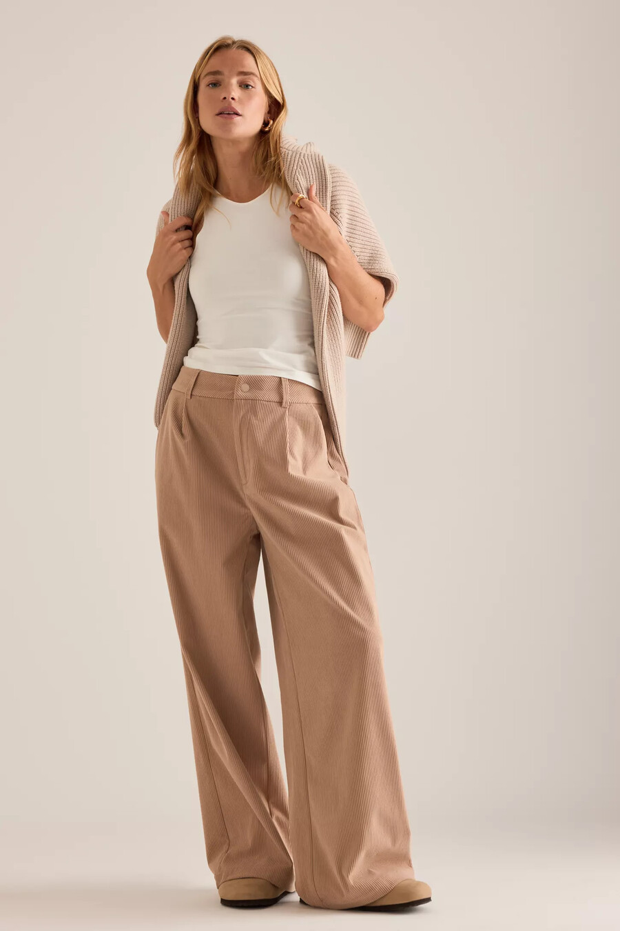 varley florey corduroy wide-leg 32 trousers