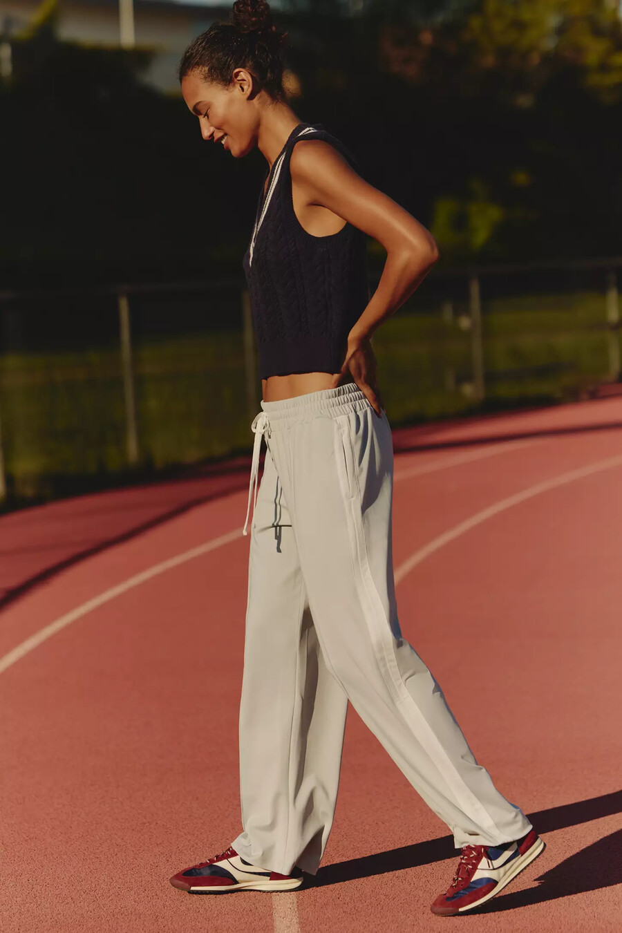 daily practice side-stripe straight-leg trousers
